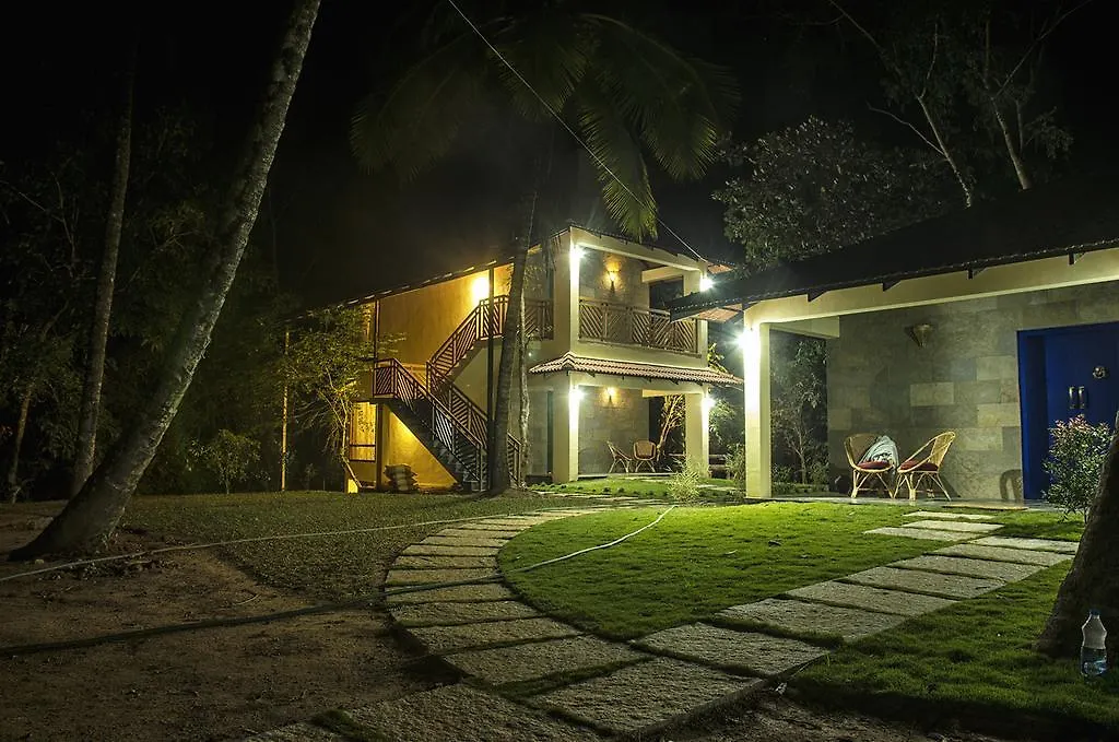Hotel Talking Trees Panamaram